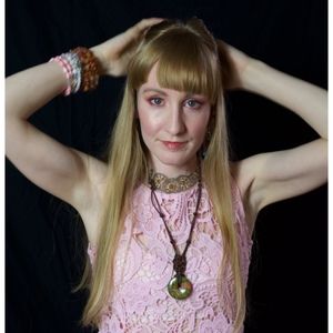 Meet your Posher, Victoria